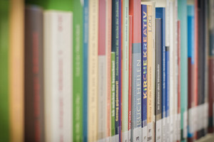 Bücher in der Bibliothek